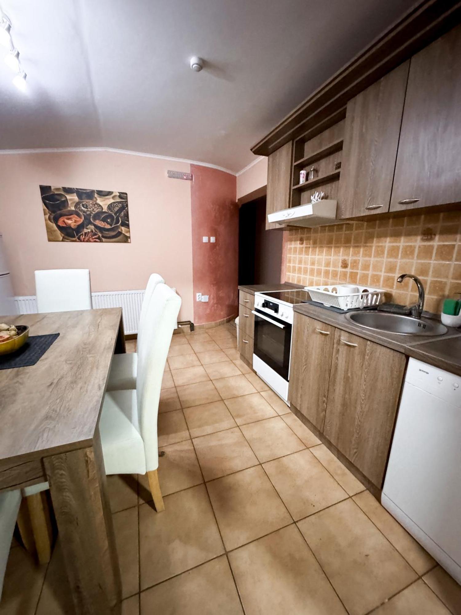 Kk Apartment Topolya Kültér fotó